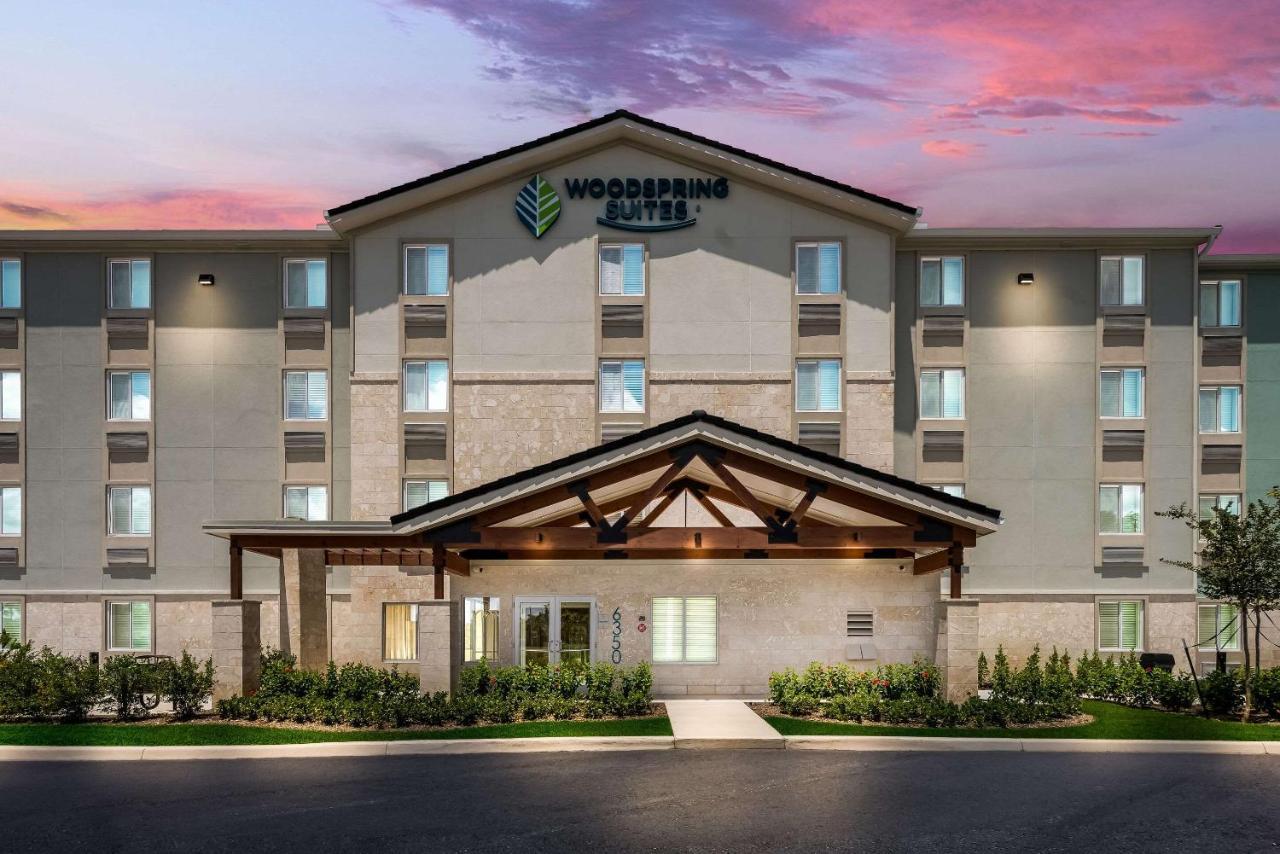 Woodspring Suites West Palm Beach Century Village  Exterior photo